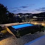 Papa Villa *