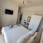 Papa * Ksamil